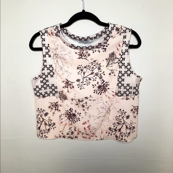 Zara Tops - Zara | Cropped Tank Glitter Pattern W/B Collection